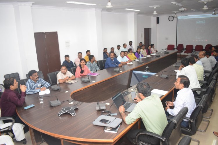 पटवारियों हेतु “पटवारी ऑनलाइन‘‘ एप्प ज़िला स्तर पर तैयार, मोबाइल एप्लीकेशन में पटवारियों द्वारा किए गए कार्यों सहित ग्रामों में होने वाले कार्य तथा अन्य आवश्यक जानकारी कर सकेंगे दर्ज