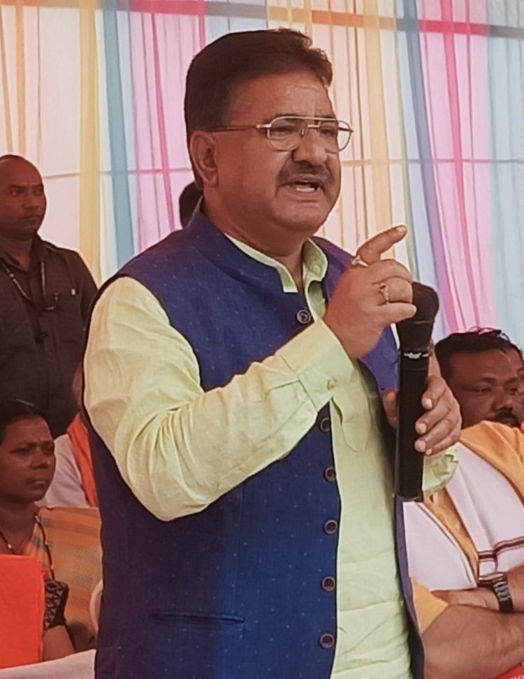 मुख्यमंत्री कैम्प कार्यालय की छवि धूमिल करने पूर्व मुख्यमंत्री भूपेश बघेल आधारहीन व तथ्यहीन आरोप लगाने से नहीं आ रहे बाज,गुमनाम पत्र कांग्रेस की साजिश : कृष्ण कुमार राय