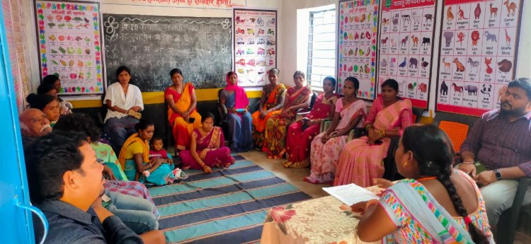 सीएम विष्णुदेव साय की सुशासन वाली सरकार में ग्रामीणों को जागरूक करने का कार्य हुआ शुरू,लोदाम के जामटोली में हुआ बाल लैंगिक शोषण के संबंध में प्रशिक्षण कार्यक्रम का आयोजन,बच्चों अभिभावकों सहित ग्रामीणों को किया गया जागरूक