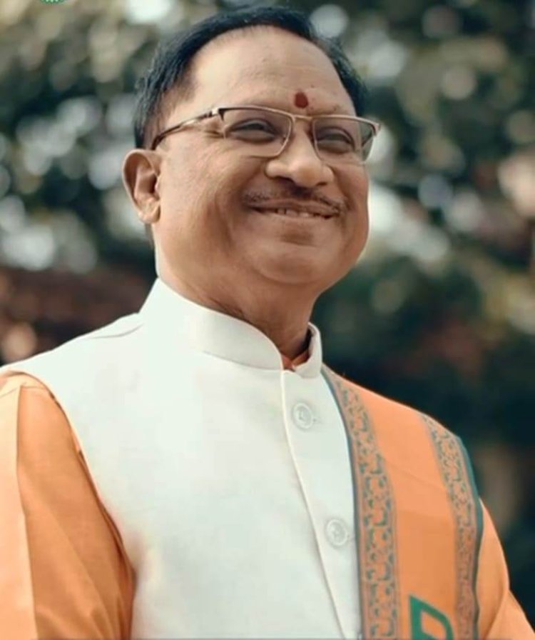 कैंप कार्यालय बगिया से मिल रहा लोगों को नया जीवन  सड़क दुर्घटना में गंभीर रूप से घायल रामकुमार को बगिया से मिला त्वरित सहायता   रामकुमार और उसकी पत्नी अंजली ने नई जिन्दगी देने के लिए मुख्यमंत्री को दिया धन्यवाद