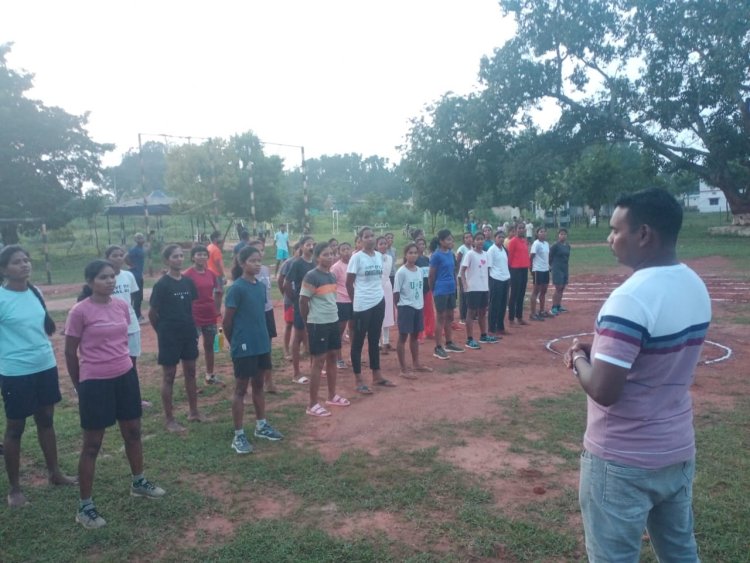 नवसंकल्प शिक्षण संस्थान ने सफलता का एक और परचम लहराया : नगर सैनिक भर्ती रैली में 40 छात्राएं हुईं सफल