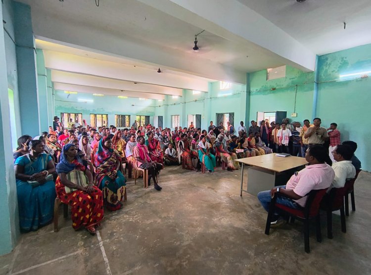 जशपुर जिला के सभी जनपद एवं ग्राम पंचायतों में ग्रामीणों को प्रोत्साहित करने किया जा रहा आवास मेला का आयोजन,समय-सीमा में आवास निर्माण कार्य पूर्ण करने वाले हितग्राहियों को किया गया सम्मानित
