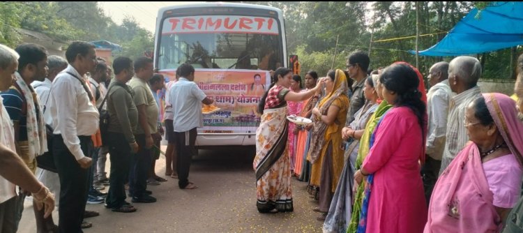 जशपुर से 186 श्रद्धालुओं का जत्था श्री रामलला दर्शन के लिए हुए रवाना   भगवान श्री राम का जय-जयकार करते हुए  झूमे श्रद्धालु