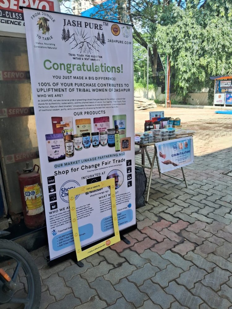 मुंबई में जशप्योर ब्रांड की भारी डिमांड   मुंबई के विभिन्न स्थानों में जशप्योर ब्रांड के उत्पादों की लगाई गई स्टॉल  उत्पाद अपनी शुद्धता और स्वास्थ्य लाभ के कारण बनी हुई है मांग