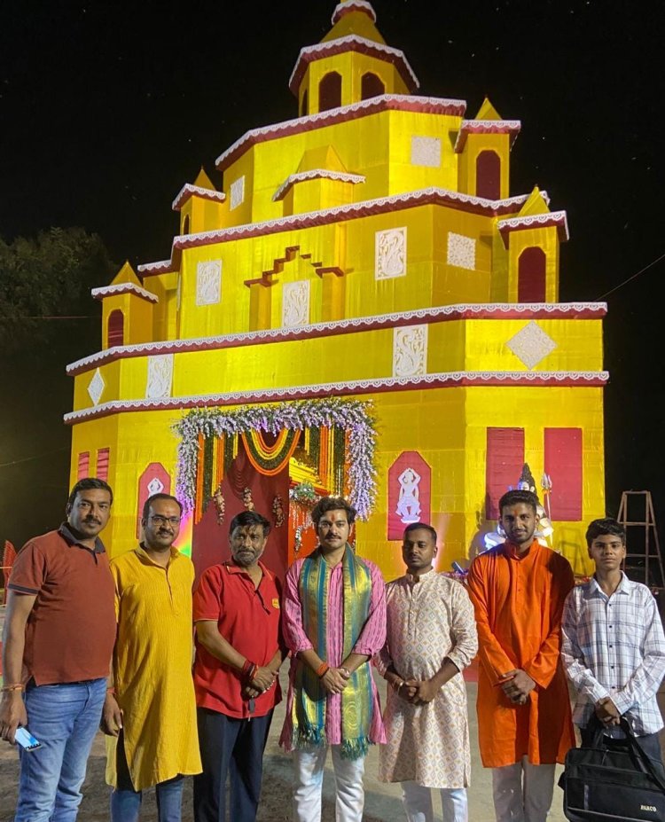 दुर्गा पूजा उत्सव के अवसर पर कुनकुरी में  राजकुमार आर्य प्रताप सिंह जूदेव ने किया आनंद मेला का शुभारंभ