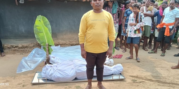 मुख्यमंत्री श्री विष्णुदेव साय के निर्देश पर मंगलुरू से जशपुर पहुंचा गरीब मजदूर बैजनाथ का शव, बोट से गिरने से हो गई थी मजदूर की मृत्यु, परिजनों ने सीएम कैंप कार्यालय से मांगी थी सहायता, जताया सीएम साय का आभार.......