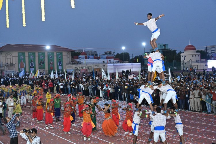 भारतीय क्रिकेट स्टार सूर्यकुमार यादव ने छत्तीसगढ़ में वन संरक्षण के प्रयासों की खूब की सराहना : अखिल भारतीय वन खेलकूद प्रतियोगिता कार्यक्रम के दौरान मुख्यमंत्री साय ने कहा छत्तीसगढ़ की सरकार खेल और खिलाड़ियों के विकास के लिए प्रतिबद्ध