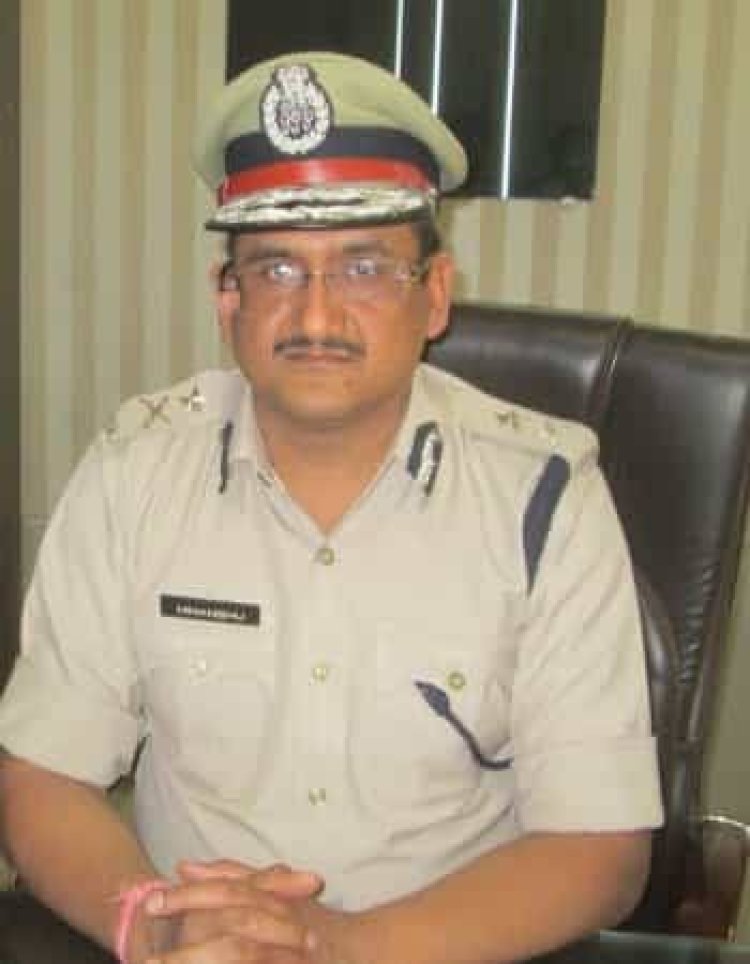 दीपावली के अवसर पर केन्द्रीय जेल अंबिकापुर में 'सरगुजा स्कूल ऑफ आर्ट्स' की होगी स्थापना : सरगुजा व जशपुर क्षेत्र की महान कला परंपराओं को अक्षुण्ण रखने के उद्देश्य से जेल विभाग का रचनात्मक योगदान