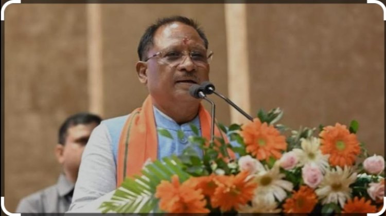 मुख्यमंत्री विष्णु देव साय के कार्यक्रम के बाद भाजपा नेताओं का शराब पार्टी...थानेदार सहित दो आरक्षक निलंबित...पढ़ें पूरी खबर
