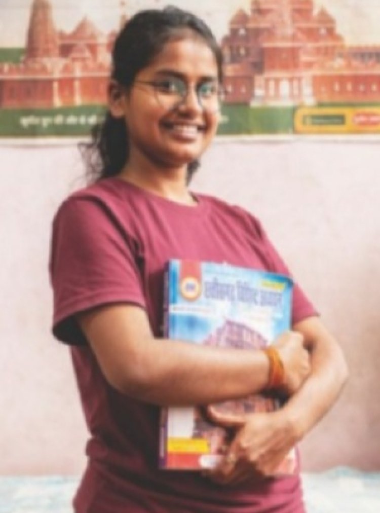 Chhattisgarh News : पंजीकृत निर्माणी श्रमिक के बच्चे उठा रहे मेधावी छात्रा सहायता योजना का लाभ...पढ़ें पूरी खबर