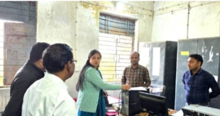 Jashpur News : SDM पत्थलगांव ने BEO कार्यालय का किया निरीक्षण...अनुपस्थित डाटा एंट्री ऑपरेटर को अवैतनिक करने के दिए निर्देश...पढ़ें पूरी खबर