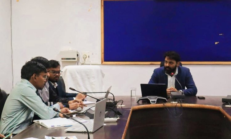 कलेक्टर ने जनपद पंचायतों के कार्यों की ली समीक्षा बैठक,  पीएम आवास योजनांतर्गत अधिक से अधिक लोगों का पंजीयन कराने कलेक्टर ने दिए निर्देश