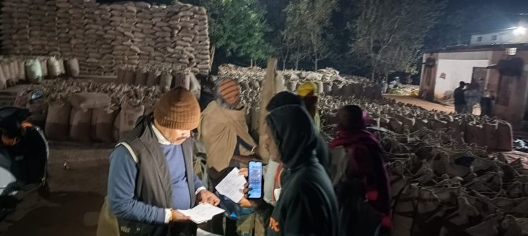 जिले के सभी धान खरीदी केंद्र की नियमित की जा रही है निगरानी, किसानों की सुविधा का रखा जा रहा ध्यान
