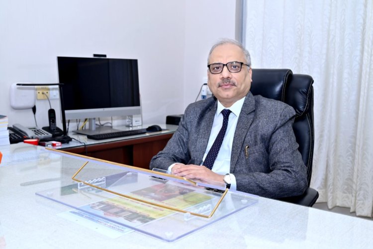 नेशनल लोक अदालत में 22 लाख 59 हजार से अधिक प्रकरणों का हुआ रिकार्ड निराकरण,  842 करोड़ रूपए से अधिक का अवार्ड पारित,  छत्तीसगढ़ उच्च न्यायालय के मुख्य न्यायाधीश श्री रमेश सिन्हा ने नेशनल लोक अदालत खण्डपीठों का किया वर्चुअल निरीक्षण