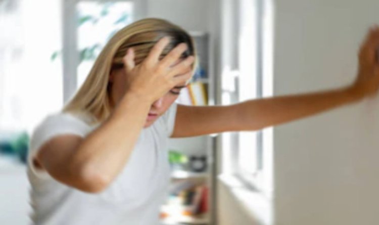 Health Tips : मामूली नहीं 20s-30s में दिख रहे ये संकेत...हो जाएं अलर्ट...कभी भी आ सकता है स्ट्रोक...जाने पूरी जानकारी