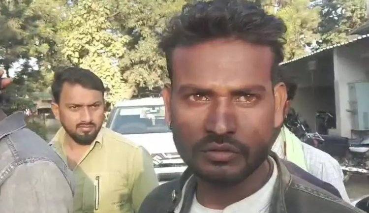 Chhattisgarh Crime : बाइक सवार को लिफ्ट देना पड़ा महंगा...कट्टा दिखाकर लूट ली बाइक...पढ़ें पूरी खबर