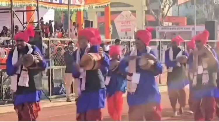 बस्तर Olympic में पहली ही बार 7 जिलों के 1 लाख 65 हजार खिलाड़ियों ने लिया भाग...ये सिर्फ एक आंकड़ा नहीं, युवाओं के संकल्प की है गौरव-गाथा...पढ़ें पूरी खबर
