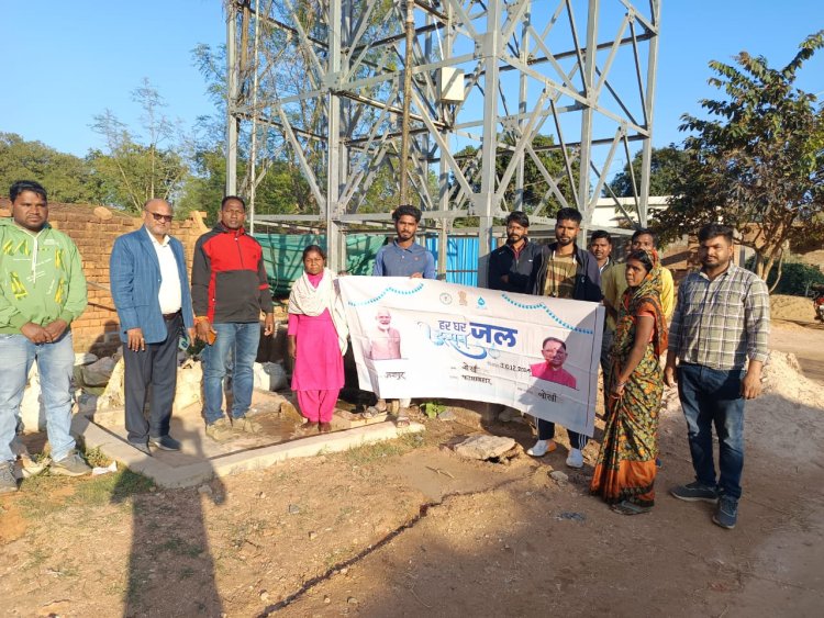 बोखी में जल जीवन मिशन का कार्य पूर्ण,    230 क्रियाशील घरेलू नल कनेक्शन से ग्रामीणों को घर तक मिल रहा है पानी,    घर तक शुद्ध जल मिलने से ग्रामीण खुश,    मुख्यमंत्री को दिया धन्यवाद