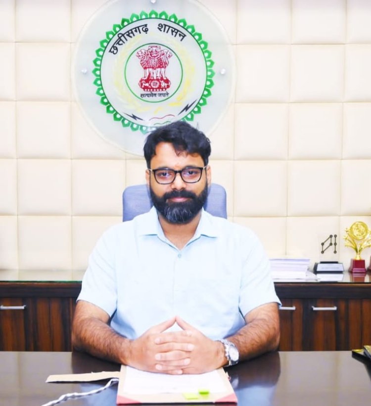 शासकीय सेवकों को वाहन चलाते समय हेलमेट एवं सीटबेल्ट धारण करना होगा अनिवार्य, कलेक्टर के निर्देशों का गंभीरता से करना होगा पालन