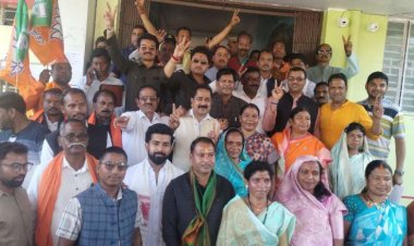 भाजपा ने शक्ति प्रदर्शन रैली निकाल सभी अधिकृत डीडीसी प्रत्याशियों को कराया विधिवत नामांकन दाखिल,हजारों कार्यकर्ता हुवे शामिल,प्रत्याशियों ने स्व.दिलीप सिंह जूदेव की प्रतिमा पहुंच लिया उनका आशीर्वाद