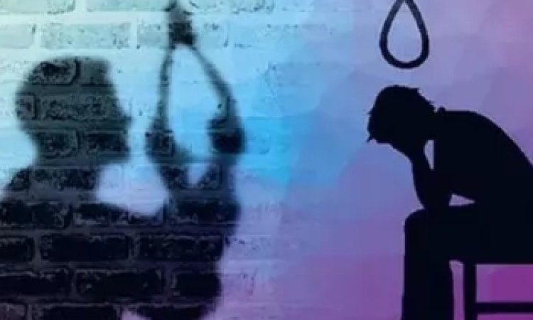 लटक गया फंदे पर पति.! पत्नी ने हारा सरपंच चुनाव...पढ़ें पूरी खबर