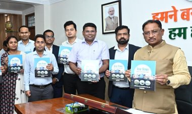 मुख्यमंत्री विष्णु देव साय से छत्तीसगढ़ राज्य प्रशासनिक सेवा संघ के प्रतिनिधिमंडल ने की सौजन्य मुलाकात