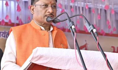 मुख्यमंत्री साय ने कहा छत्तीसगढ़ से निकली आस्था की गूंज, देशभर में गूंजेगा माता कर्मा का संदेश,भक्त माता कर्मा की 1009वीं जयंती पर किया ऐतिहासिक डाक टिकट का विमोचन