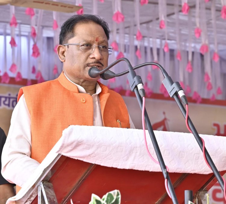 मुख्यमंत्री साय ने कहा छत्तीसगढ़ से निकली आस्था की गूंज, देशभर में गूंजेगा माता कर्मा का संदेश,भक्त माता कर्मा की 1009वीं जयंती पर किया ऐतिहासिक डाक टिकट का विमोचन