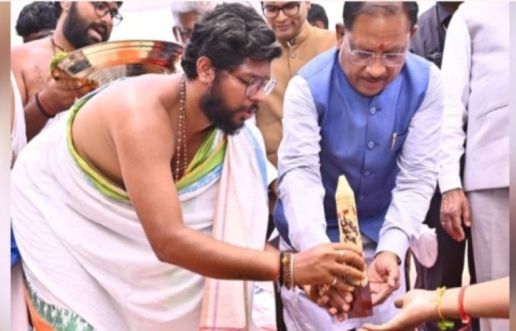 CG Breaking : CM साय ने प्रदेश के पहले सेमीकंडक्टर प्लांट का किया भूमिपूजन...कहा- 'नवा रायपुर को बनाएंगे छत्तीसगढ़ की सिलिकॉन वैली'..पढ़ें पूरी खबर