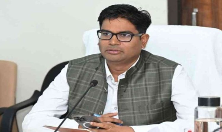 CG Breaking : CGPSC घोटाला...CBI के छापेमारी के बाद वित्त मंत्री ओपी चौधरी का बड़ा बयान, कहा- हर दोषी को सजा दिलाना, हर युवा को न्याय दिलाना हमारा संकल्प...पढ़ें पूरी खबर