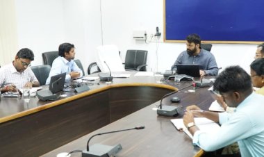 स्थानांतरित कर्मचारी के नवीन पदस्थापना में जॉइन ना करने पर होगी कार्रवाई- कलेक्टर