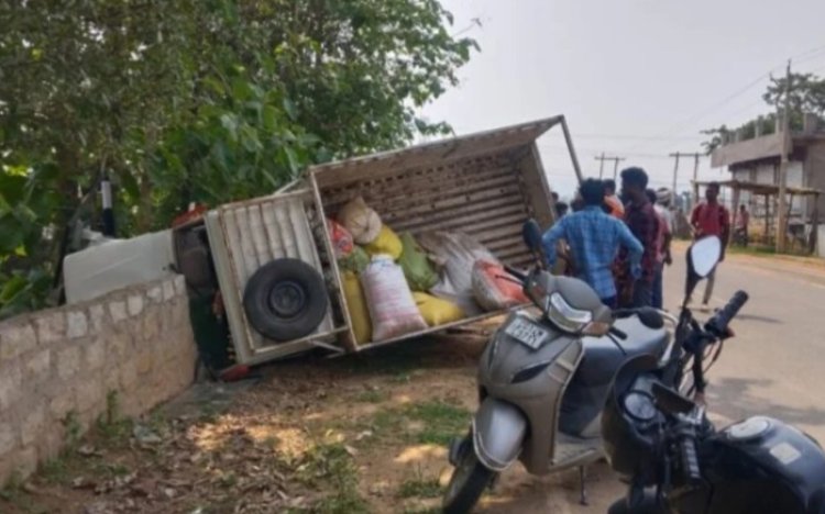 Jashpur Accident : दर्दनाक सड़क हादसा.!सब्जी से भरी पिकअप ने बाईक सवार को मारी जोरदार टक्कर..मौके पर हुई मौत..पढ़ें पूरी खबर