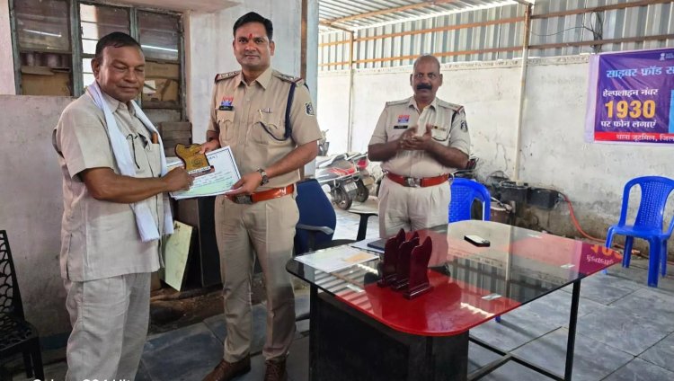 Raigarh News : थाना प्रभारी जूटमिल ने ली कोटवारों की बैठक..उनकी भूमिका और सहयोग की समीक्षा एवं दिए आवश्यक दिशा-निर्देश..पढ़ें पूरी खबर