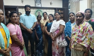 संयुक्त मंच के बैनर तले जिलाध्यक्ष श्रीमती कविता यादव के नेतृत्व में पीएम और सीएम के नाम कलेक्टर रोहित व्यास को सौंपा गया ज्ञापन