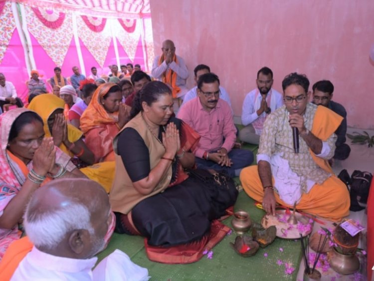 गराईबंद ग्राम मे विधायक गोमती साय ने सामुदायिक भवन का किया लोकार्पण