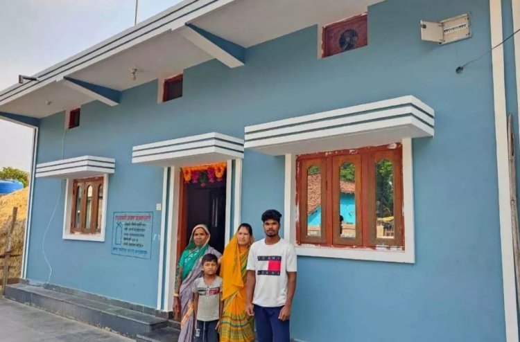 CG News : पक्की मकान की सोच बदली हकीकत.! प्रधानमंत्री आवास योजना के तहत लाभान्वित हुई पार्वती पटेल..पढ़ें पूरी ख़बर