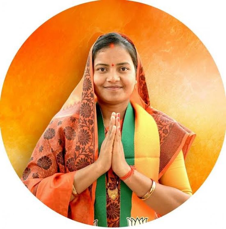 विष्णु सुशासन मेंबाल शिक्षा की नई राह,मंत्री राजवाड़े के प्रयास से आंगनबाड़ी केन्द्र कुंदला में खिल रही नन्हीं  प्रतिभाएँ : आंगनबाड़ी केन्द्र कुंदला में हो रहे नवाचारों ने यह सिद्ध कर दिया है कि प्रारंभिक बाल शिक्षा की सशक्त नींव गाँवों से ही रखी जा सकती