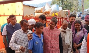 माननीय केदार कश्यप ने किये अनेक विकास कार्यों का शिलान्यास,,,ओरछा मे खुलेगा तेंदुपत्ता संग्रहण केंद्र