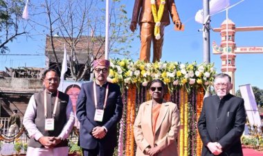 राष्ट्रपति श्रीमती द्रौपदी मुर्मू ने ‘जशक्राफ्ट’ एवं जशपुर की जनजातीय मातृशक्ति के कौशल की सराहना की