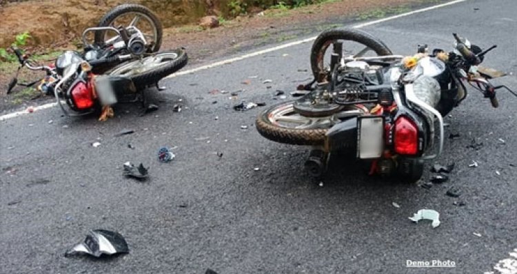 CG – तेज रफ्तार बनी काल, दो बाइकों की आमने-सामने भिड़ंत में शिक्षक की दर्दनाक मौत, तीन लोगों की हालत गंभीर…..