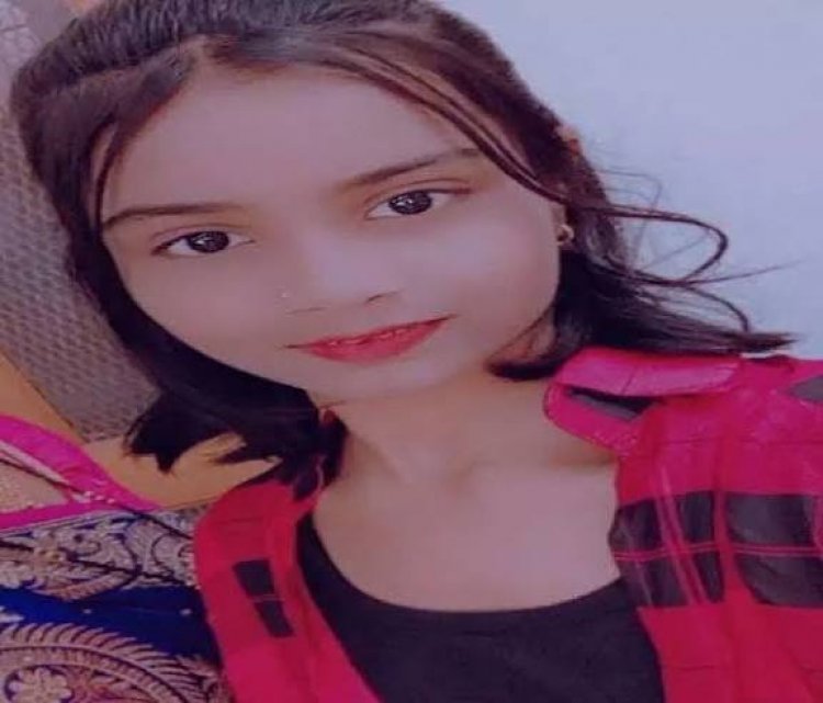 दुर्ग जिले में कक्षा दसवीं की एक छात्रा ने फांसी लगाकर जान दे दी