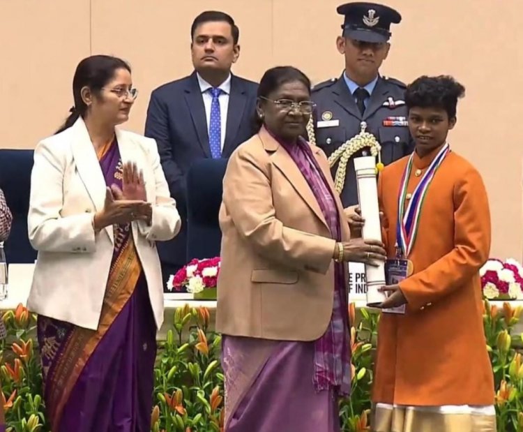 *कोंडागाँव की योगिता मंडावी को प्रधानमंत्री राष्ट्रीय बाल पुरुष्कार*