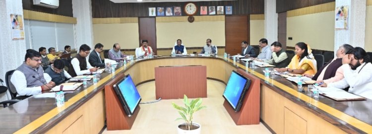 *मुख्यमंत्री श्री विष्णुदेवसाय की अध्यक्षता मे आज मंत्रालय महानदी भवन में आयोजित कैबिनेट की बैठक में अनेक महत्वपूर्ण निर्णय लिए गये*