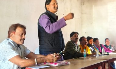 *प्रदेश के मुखिया विष्णुदेव साय के बगीचा प्रथम आगमन को लेकर मंडल स्तरीय बैठक हुई संपन्न,,,करोड़ों कार्यों के शिला न्यास तो करोड़ों के होगा भूमि पूजन,,कार्यक्रम को ऐतिहासिक बनाने जुटे भाजपा कार्यकर्ता*