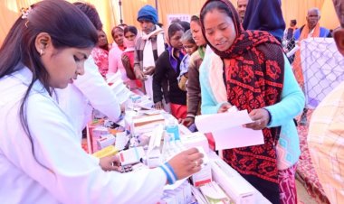 *मुख्यमंत्री श्री विष्णुदेव साय ने बगीचा मे मेगा हेल्थ कैम्प का किया शुभारंभ,,, बगीचा सहित आसपास क्षेत्र के लोगों ने कराया निःशुल्क जाँच,,आवश्यक लैब टेस्ट सहित निःशुल्क दवाईयों का भी किया गया वितरण*