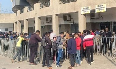 भारत–न्यूजीलैंड टी-20 को लेकर रायपुर में जबरदस्त क्रेज, टिकट काउंटरों पर उमड़ी भारी भीड़