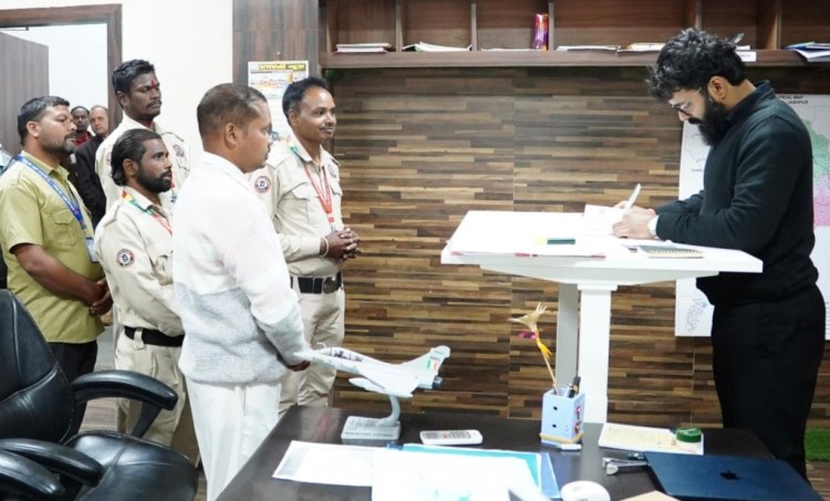 *जनदर्शन मे आये मामलों का समयबद्ध  एवं गुणवत्तपूर्ण निराकरण करें सुनिश्चित - कलेक्टर श्री रोहित व्यास*