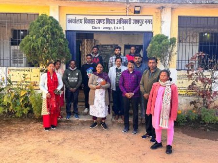 प्रशासनिक सतर्कता : कलेक्टर के निर्देश पर जिले के सरकारी दफ्तरों का औचक निरीक्षण