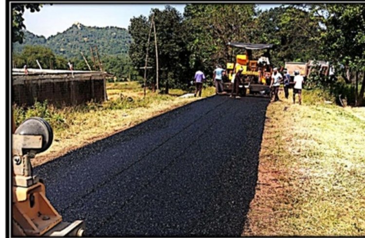 *मुख्यमंत्री श्री विष्णुदेव साय के नेतृत्व में सड़कों का बिछ रहा जाल, सड़क कनेक्टिविटी को मिल रही नई गति,दो वर्षों में 914 करोड़ 94 लाख रुपये की लागत से लगभग 603 सड़कों को मिली स्वीकृति*