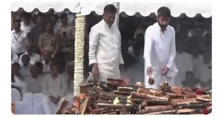 पंचतत्व में विलीन हुए अजित ‘दादा’: राजकीय सम्मान के साथ बारामती में हुआ अंतिम संस्कार